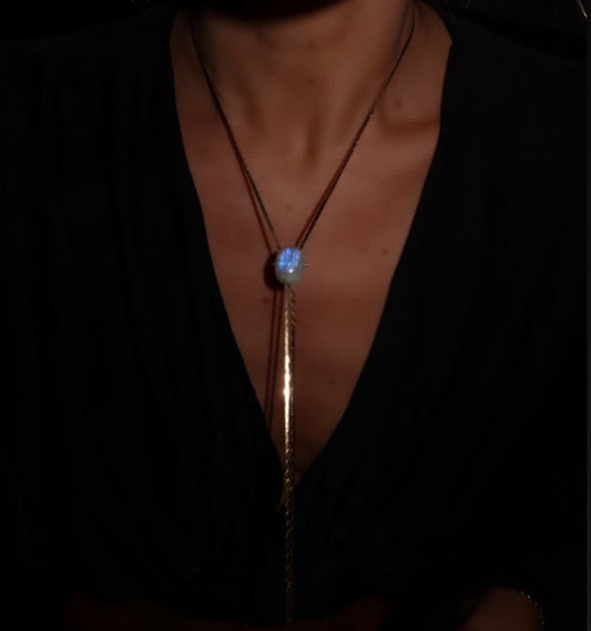 1960s Gold-plated Vintage Moonstone Bolo · LOVE